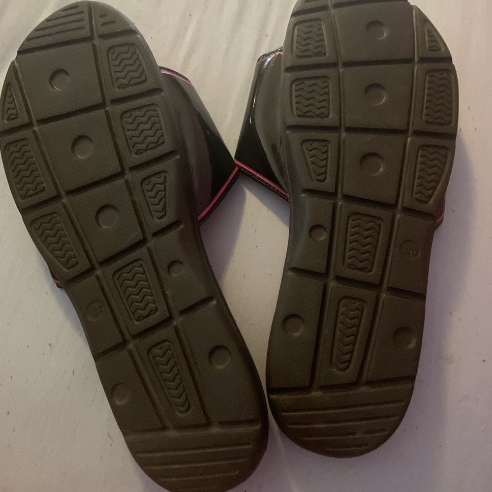 Flip flops - Picture 3 of 3